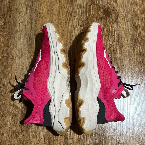 WOMEN'S KINETIC™ BREAKTHRU DAY CITY LACE SNEAKER size 7.5 cactus pink jet - Picture 3 of 7